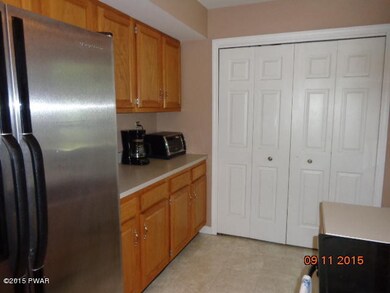 131 Buckeye Ln, Milford, PA 18337 - photo 4