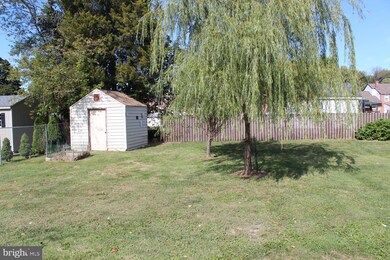 4609 Lancelot Place, Brookhaven, PA 19015 - photo 5