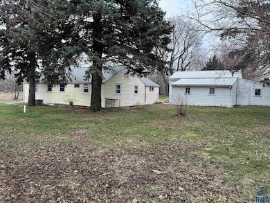 400 W 3rd St, Aurelia, IA 51005 - photo 2