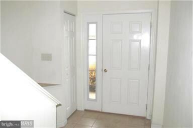 2039 Powell Dr, Chambersburg, PA 17201 - photo 2