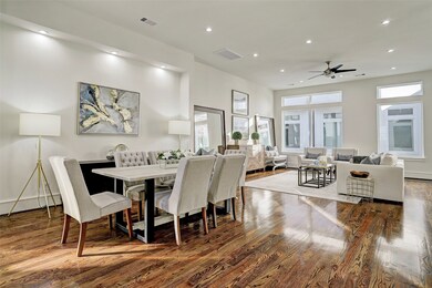 The natural light coupled with the white walls giv