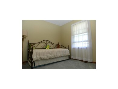 Second bedroom.