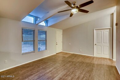 06 Dining Room