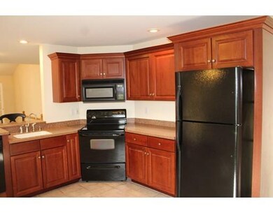 7 Surry Dr, Uxbridge, MA 01569 - photo 3