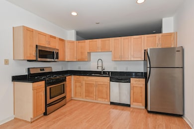 Union Point unit 408, Milwaukee, WI 53212 - photo 6