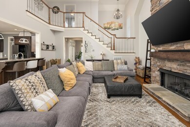 2025_03_March_415_Lakeshore_Cove_Dr_0028