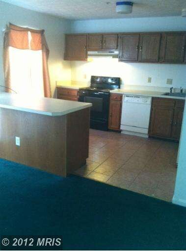 2720 Crestwick Place, District Heights, MD 20747 - photo 2