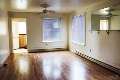 116 SW 3rd St, Redmond, OR 97756 - photo 3