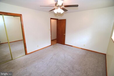 5210 Colebrook Dr, La Plata, MD 20646 - photo 2