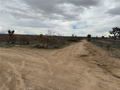 17 Smith, Phelan, CA 92371 - photo 2