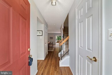 13924 Gunners Place, Centreville, VA 20121 - photo 4