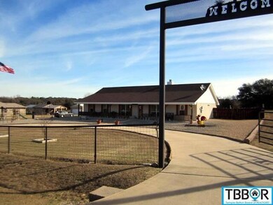 911 Wagon Wheel Dr, Copperas Cove, TX 76522 - photo 4