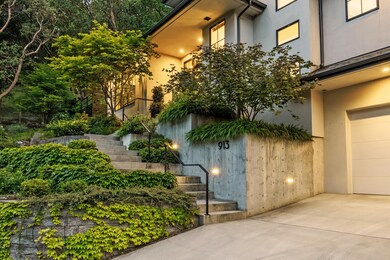 913 Pinecrest- twilight front stairs