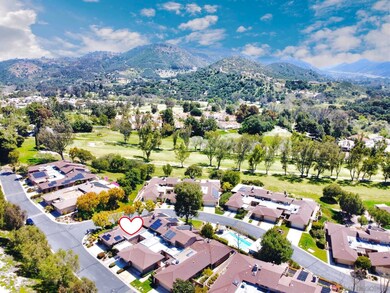 8669 Circle r Course Ln, Escondido, CA 92026 - photo 4