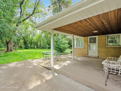 363 Ruby St, Clarendon Hills, IL 60514 - photo 5