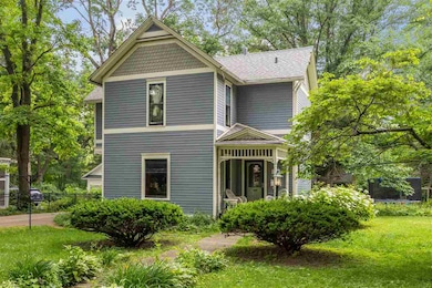 725 S Summit St, Iowa City, IA 52240 - photo 6