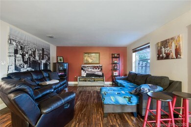 521 Danville Terrace, Davie, FL 33325 - photo 7