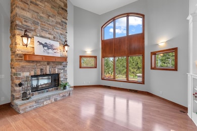 11012 Cedar Creek Rd, Cedarburg, WI 53012 - photo 6