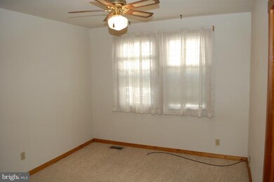 7428 Greenbank Rd, Middle River, MD 21220 - photo 3