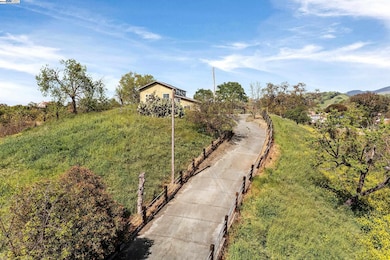 unlisted-address, Danville, CA 94526 - photo 4