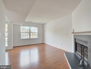 14013C Grumble Jones Ct, Centreville, VA 20121 - photo 7