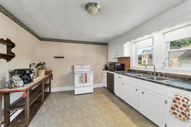 9 Hunt Ave, Franklin, NH 03235 - photo 6