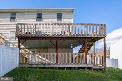 427 Grove Ave, Mohnton, PA 19540 - photo 5