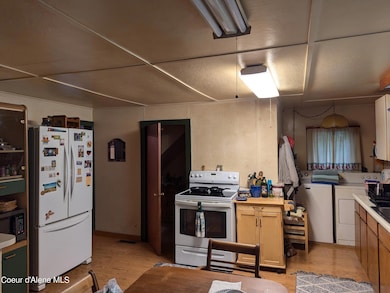 171 Mill Rd, Mullan, ID 83846 - photo 7