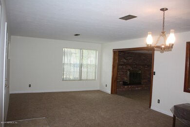 2439 Una Dr, Jacksonville, FL 32216 - photo 6