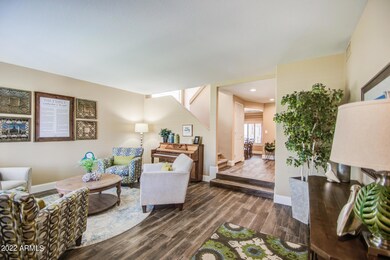 LIVING ROOM 1