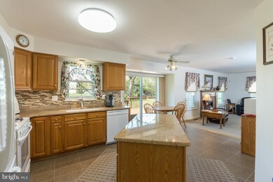 5908 Big Tree Ct, Elkridge, MD 21075 - photo 6