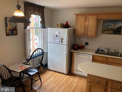 41 E 4th St, New Castle, DE 19720 - photo 6