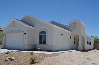 3716 S Manitoba Ave, Tucson, AZ 85730 - photo 2