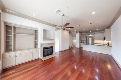 953 Yale St unit E, Houston, TX 77008 - photo 3