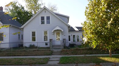 1756 Mallory St SW, Cedar Rapids, IA 52404 - photo 4