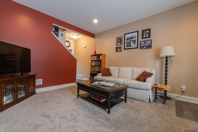 29 Reutter Dr, Selkirk, NY 12158 - photo 6