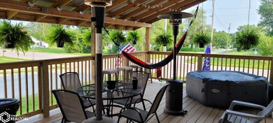 202 E Pleasant St, Cincinnati, IA 52549 - photo 5