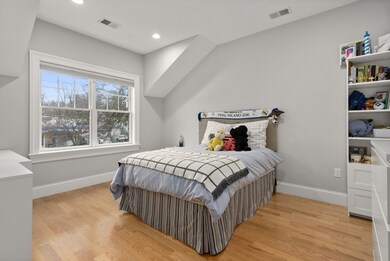 731 Beacon St unit 1, Newton Center, MA 02459 - photo 7