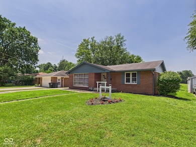 901 Fremont Dr, Anderson, IN 46012 - photo 2