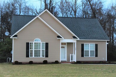 1308 Ashmoor Ln, Winterville, NC 28590 - photo 3