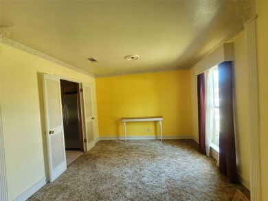 441 W Pleasantview Dr, Hurst, TX 76054 - photo 4