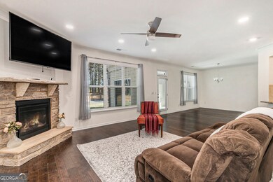 845 Graeme Dr, McDonough, GA 30252 - photo 4