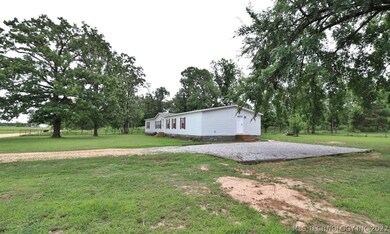 19821 E 570 Rd, Colcord, OK 74338 - photo 5