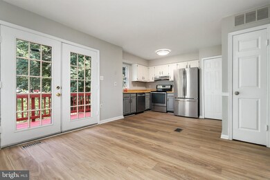 5228 Spring Branch Blvd, Dumfries, VA 22025 - photo 7