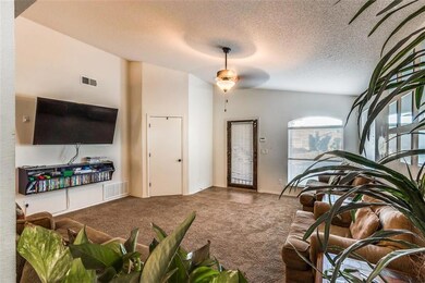 11572 Flor Liatris Dr, Socorro, TX 79927 - photo 5