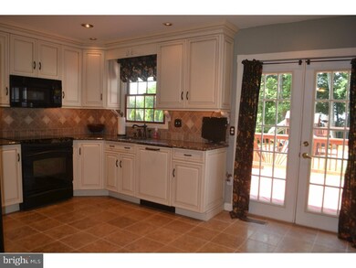 402 Calais Dr, Sellersville, PA 18960 - photo 2