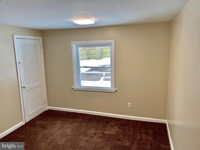 289 Creek Rd, Mount Laurel, NJ 08054 - photo 5