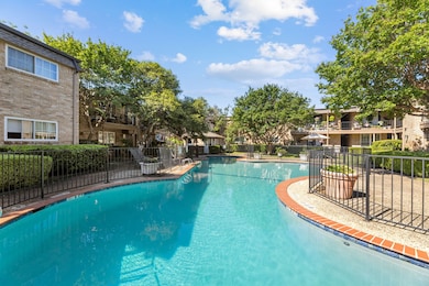 7908 Royal Ln unit 122, Dallas, TX 75230 - photo 5