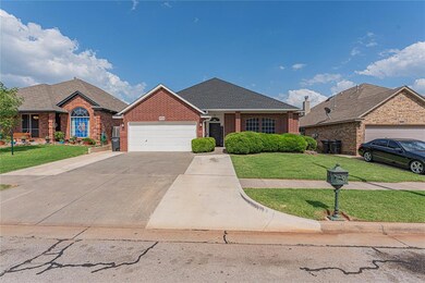 904 Elm Creek Dr, Moore, OK 73160 - photo 4
