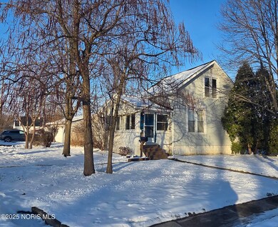 262 Broadway Ave, Defiance, OH 43512 - photo 2